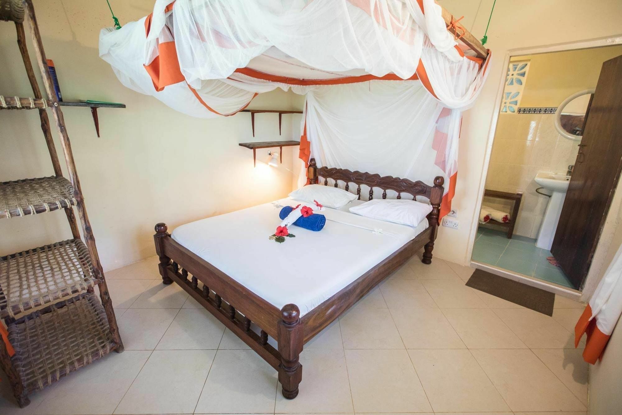 Ndame Beach Lodge Paje Luaran gambar